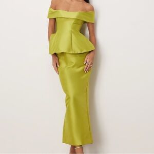 Off-Shoulder Peplum Gown/Maxi Dress